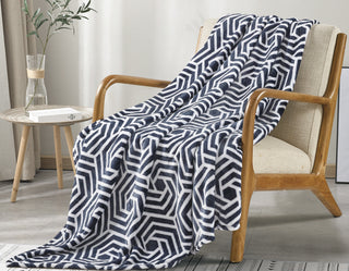 Azmera Oversized Throw 50x70