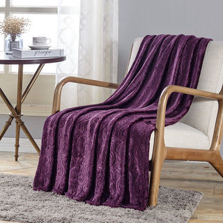Embossed Dama Throw 50x60  - Plum