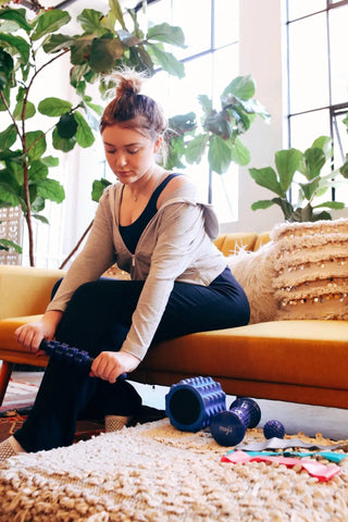 Self-myofascial release Mobility training Trigger point therapy Stretching Fitness recovery Muscle soreness relief